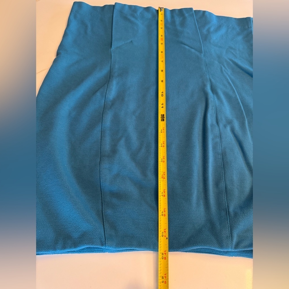CAbi Sigourney Pencil Skirt - Cerulean Blue - Stretch Knit - Sz 2 - Picture 3 of 6